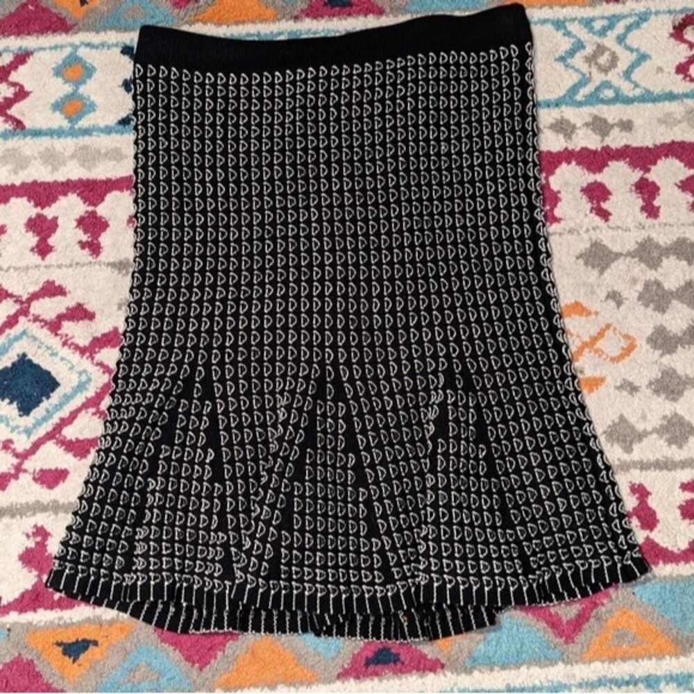 Ann Taylor Petites Medium P Knit stretch skirt fluted skirt